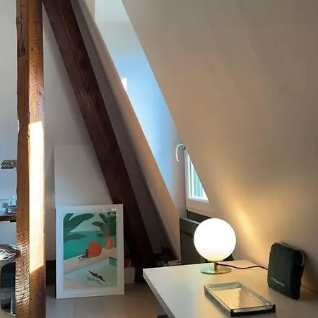 Apartament Neuf Et Elegant Avec Vue Degagee Sur Les Montagnes Et Dans Le Centre